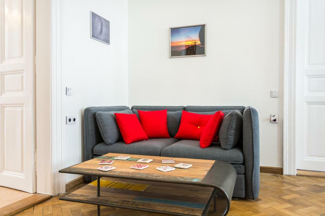 Apartmán Lublanska 12 Praha Exteriér fotografie